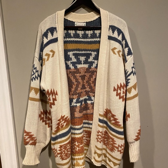 Western Cardigan - Picture 4 of 5